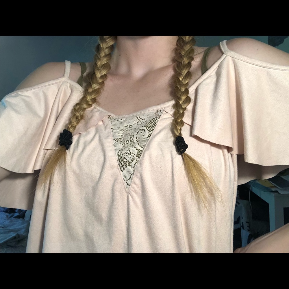 off the shoulder top - Picture 2 of 2